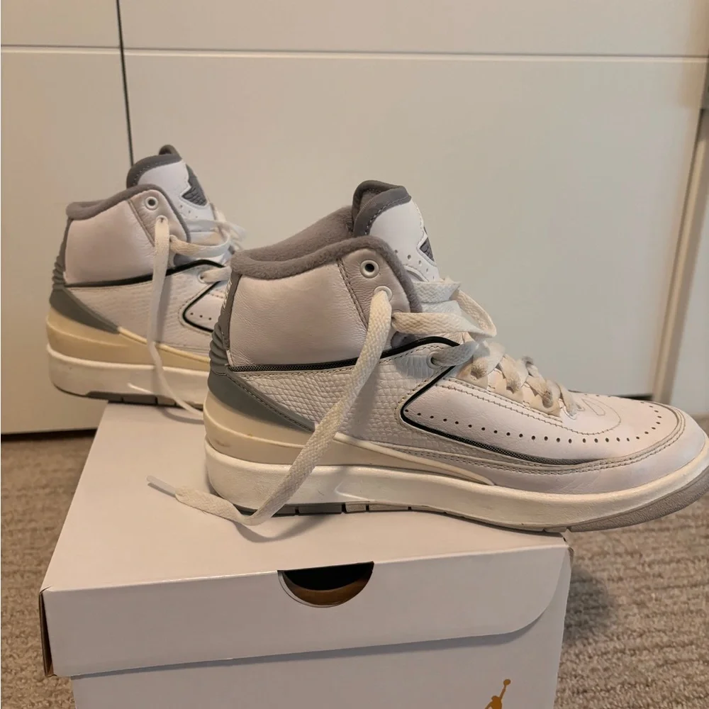 Kids Nike Air Jordan Retro 2 - Picture 7 of 11